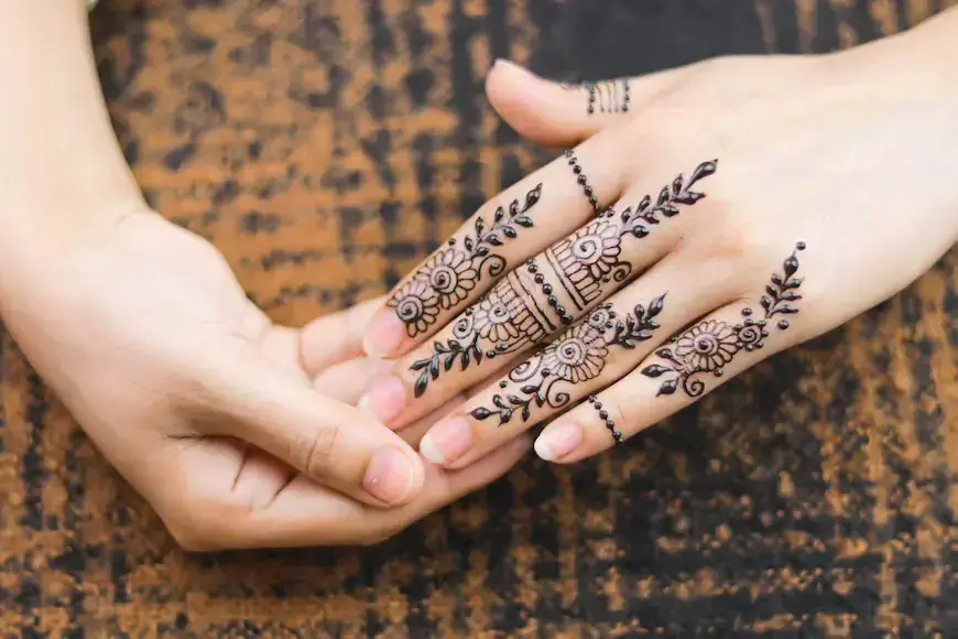Unique Finger Mehndi Designs